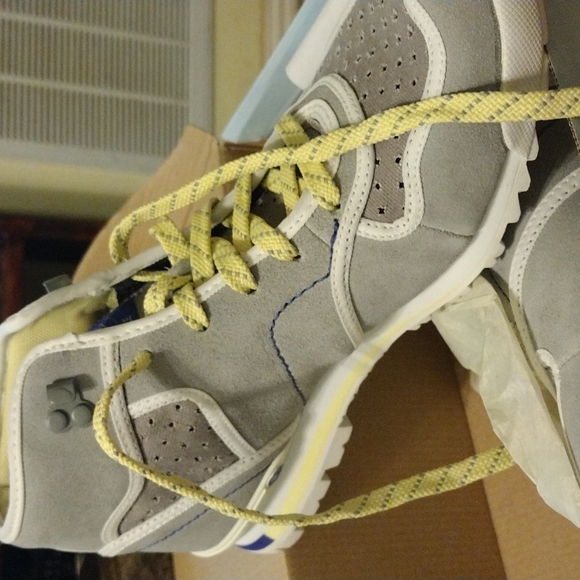 Merrell Hiking boots - Picture 2 of 3